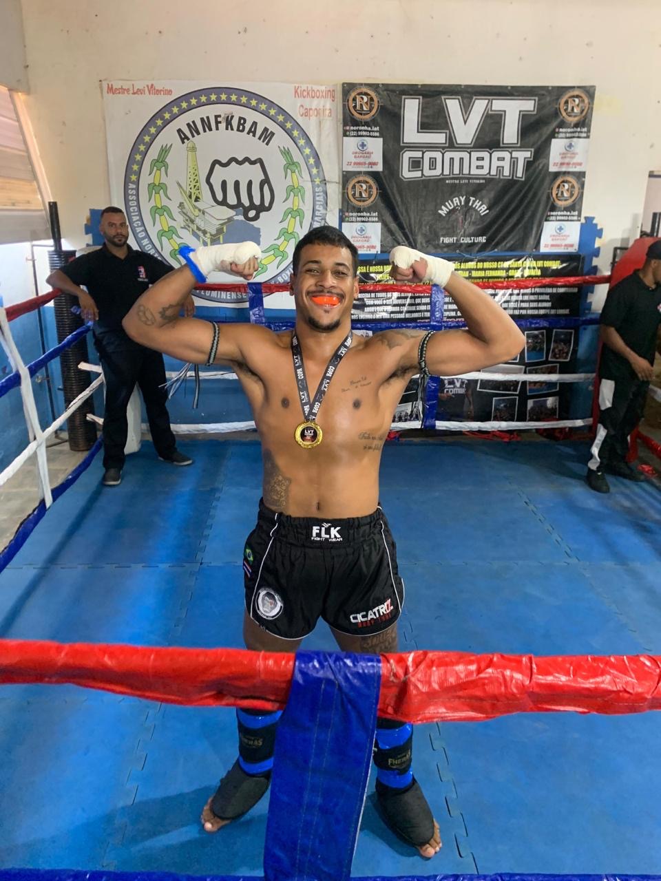 Lutador campista que coleciona conquistas sonha chegar ao UFC