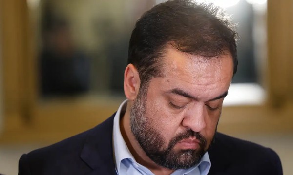 Governador Cláudio Castro decide deixar o cargo antes de retomada de julgamento no TSE