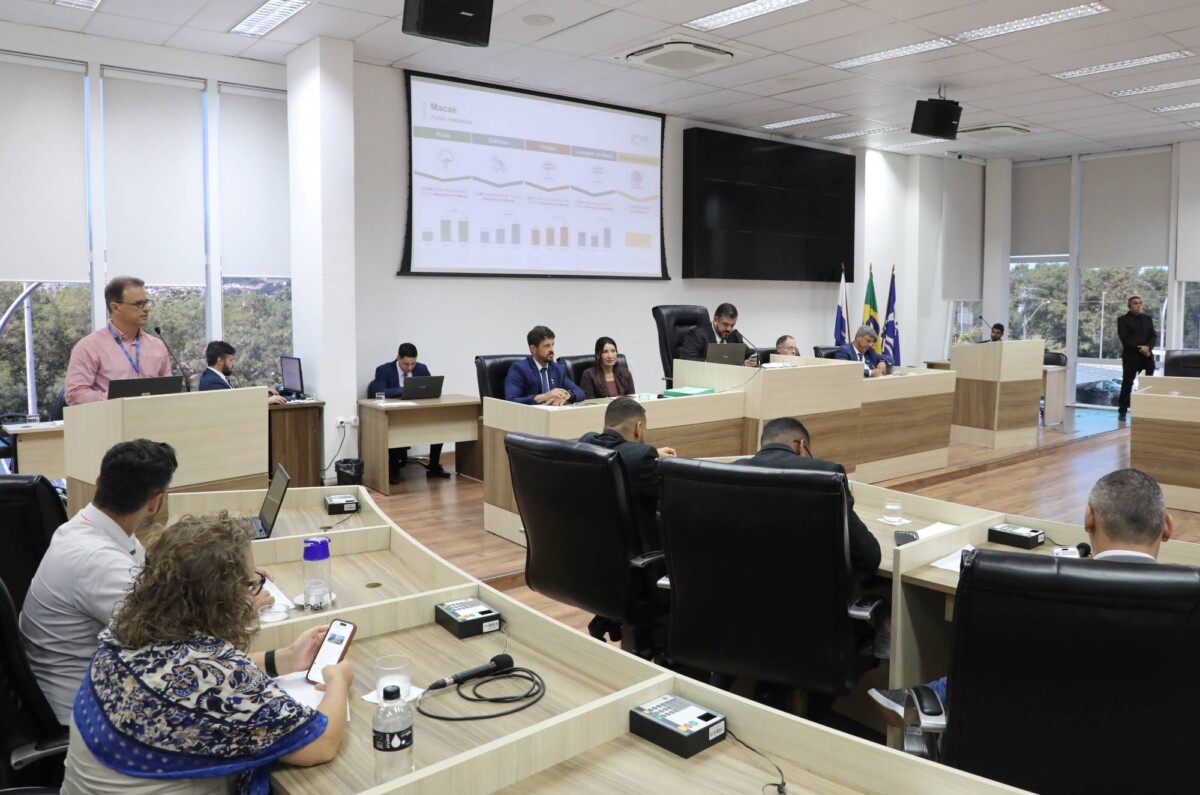 Falta de luz interrompe sessão que cobrava a Enel em Macaé