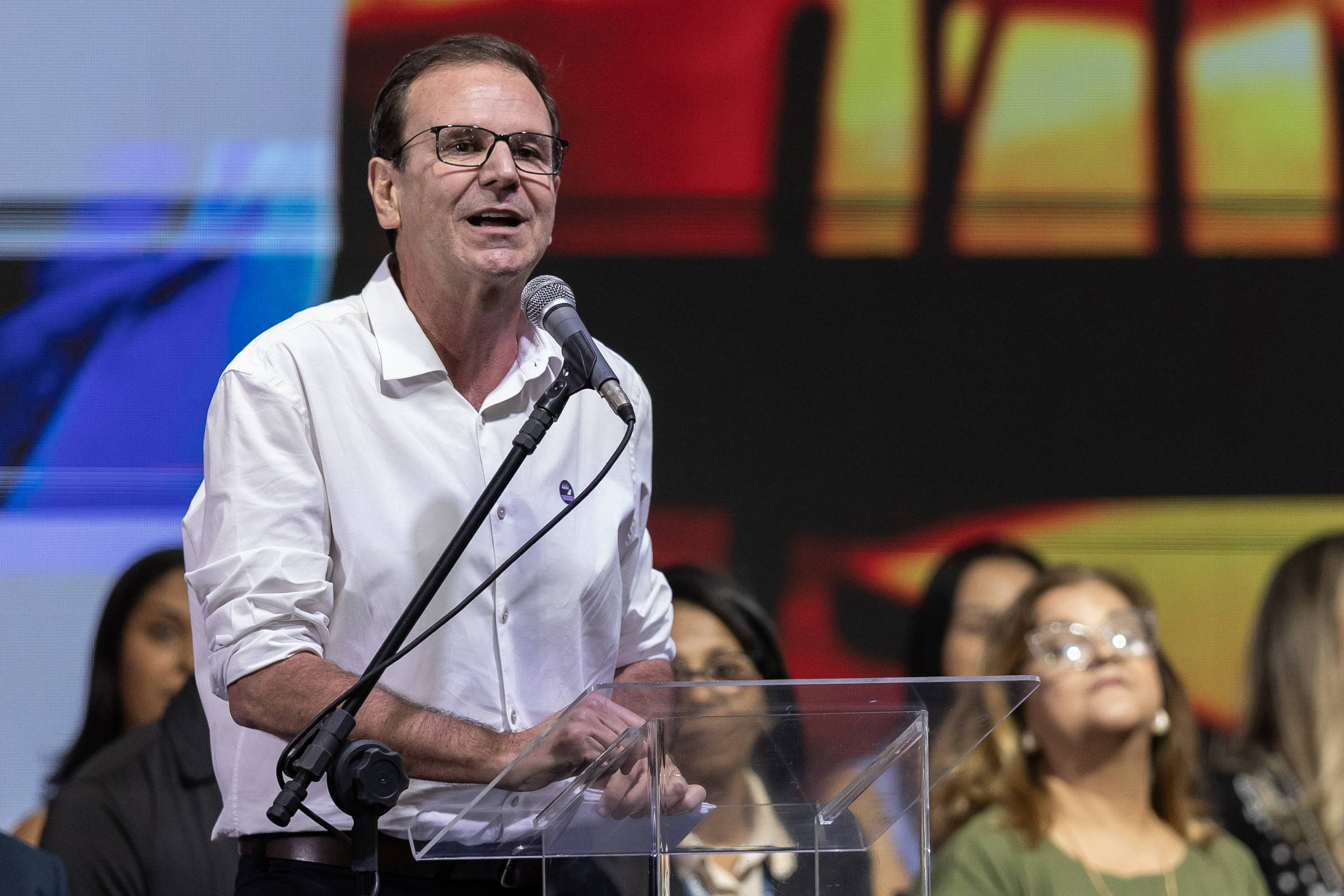 Eduardo Paes, candidato ao governo do Rio, em imagem da reportagem sobre pesquisa Datafolha